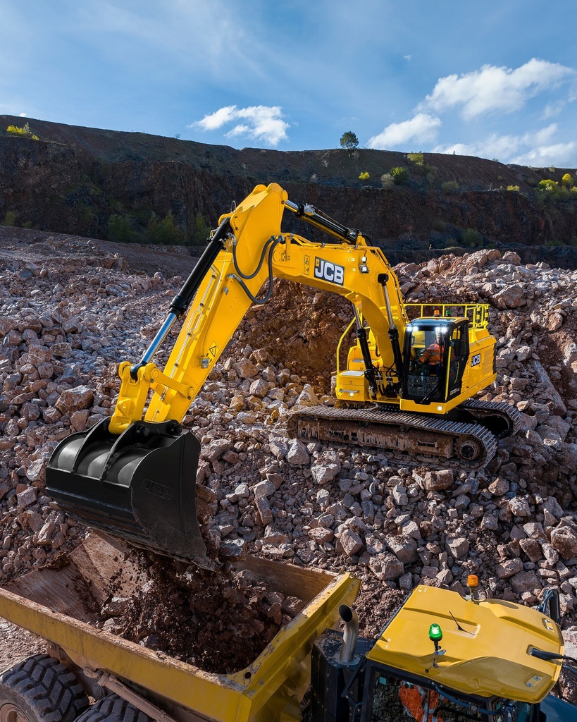 Excavadora JCB JS305 LC